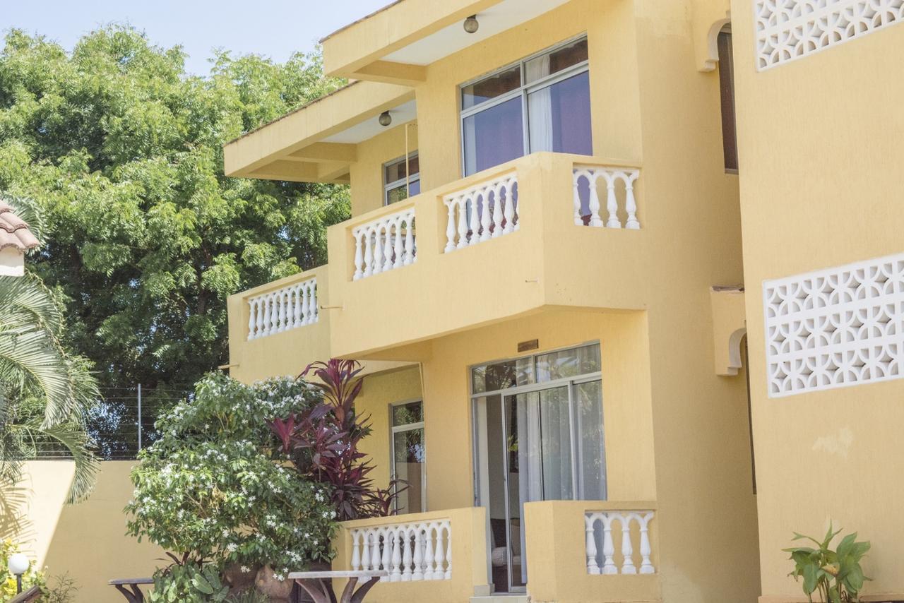 Pawenzi Serviced Apartments モンバサ エクステリア 写真