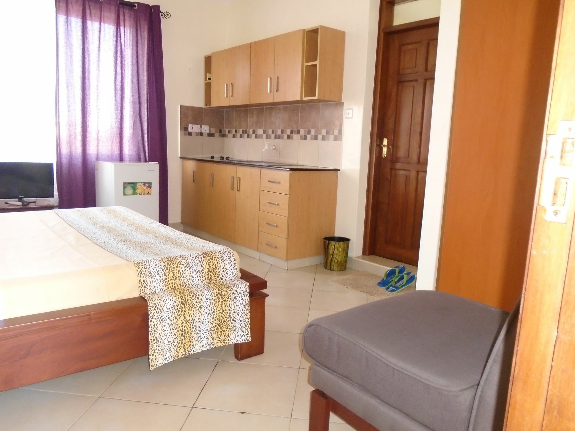 Pawenzi Serviced Apartments モンバサ エクステリア 写真